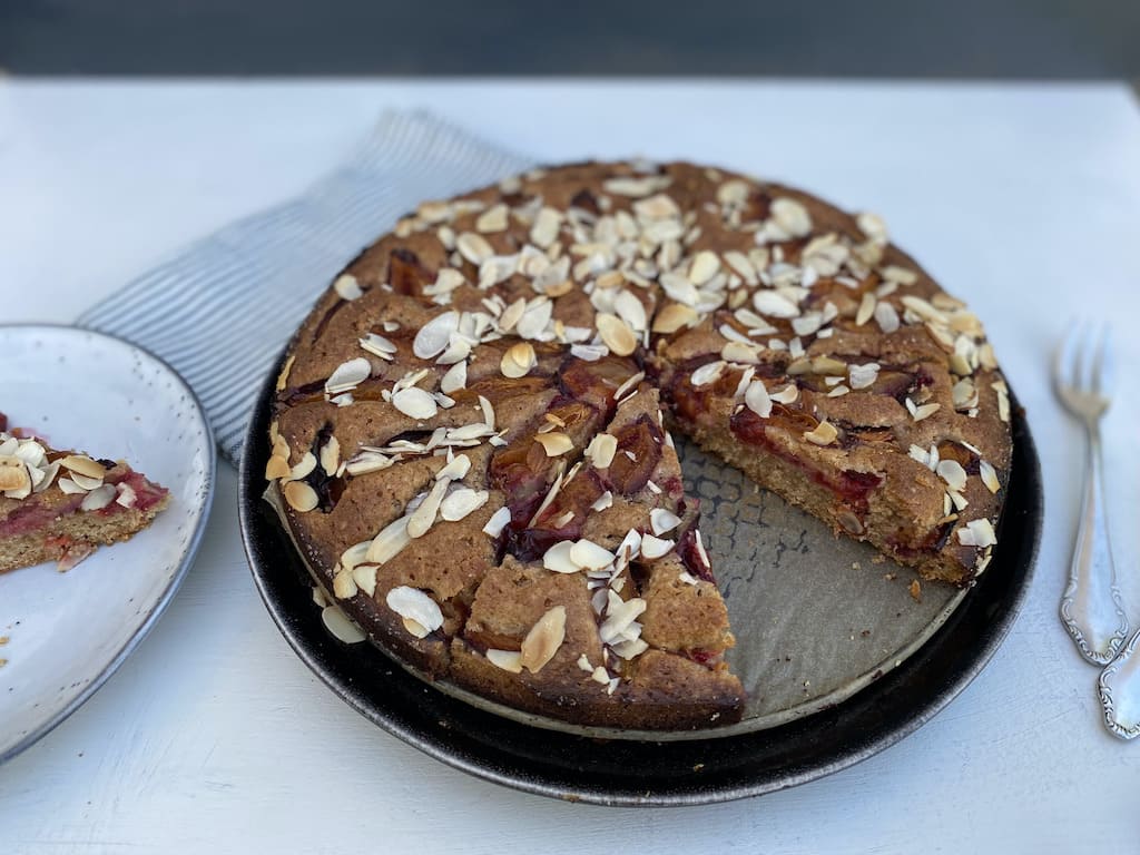 Mehr über den Artikel erfahren Pflaumenkuchen Tante Käthe