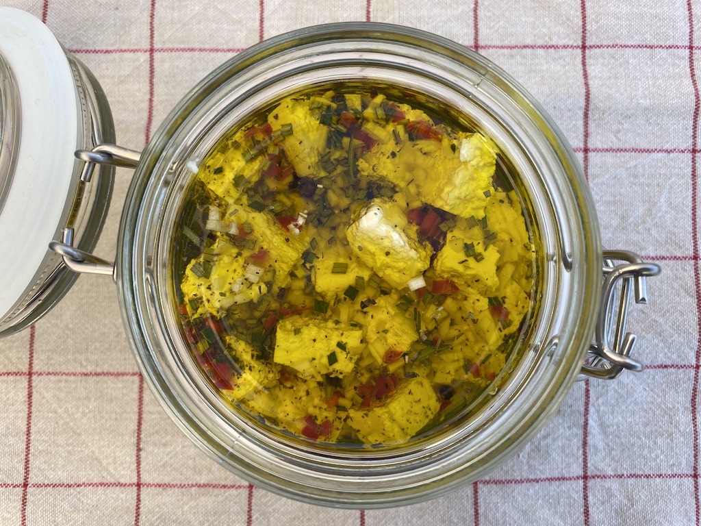 Mehr über den Artikel erfahren Fetareste aufbewahren